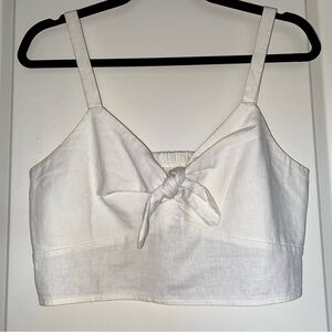 Universal Thread White Tie-Front Crop Top, size MEDIUM
